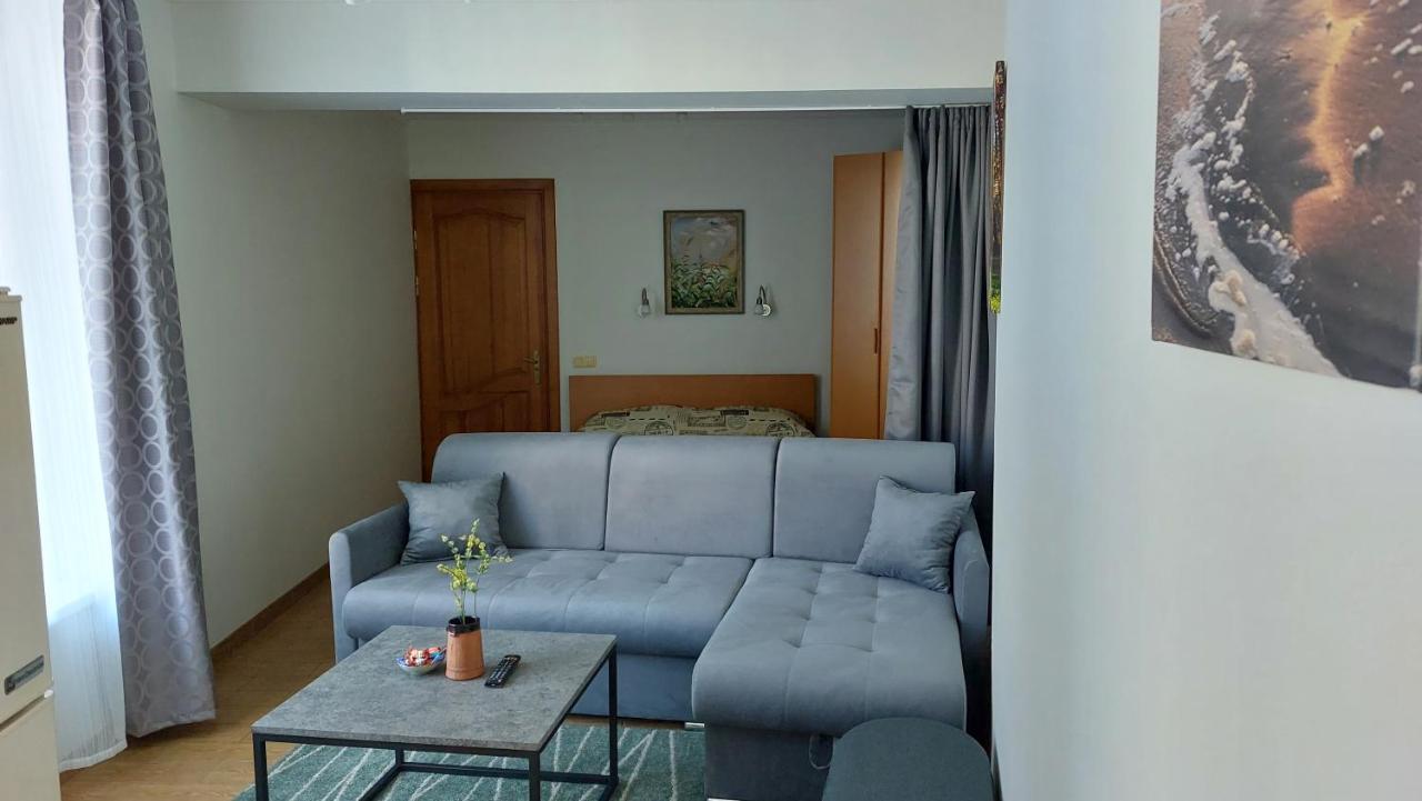 Rezos Apartments Juodkrante Exterior photo