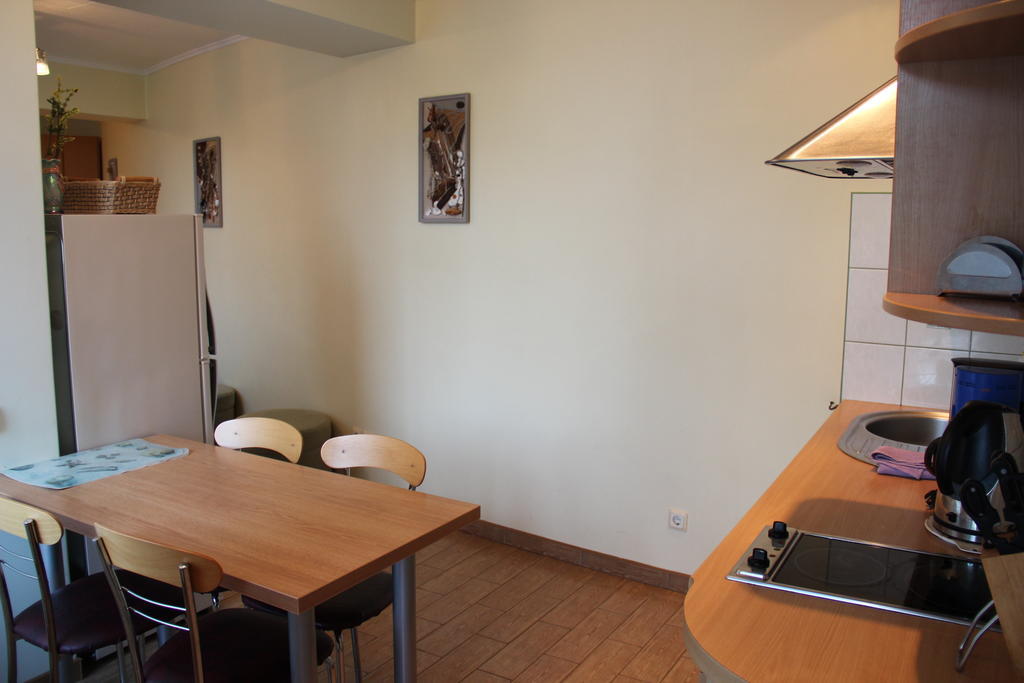 Rezos Apartments Juodkrante Room photo